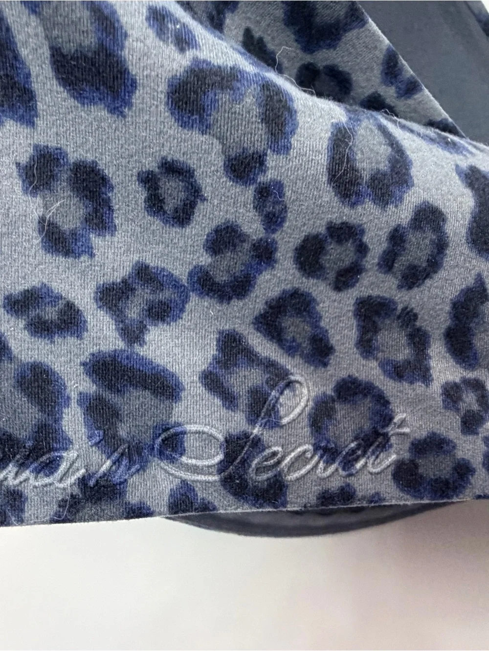 Victoria’s Secret Leopard Push-Up Bra 36D Y2K Coquette Soft Glam - Picture 6 of 10